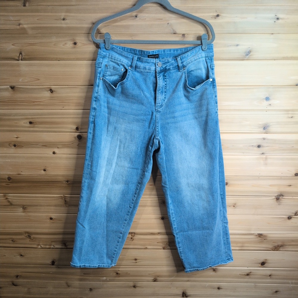Universal Standard Wide Leg Crop Jeans Light Wash High Rise Blue USPA0325 12